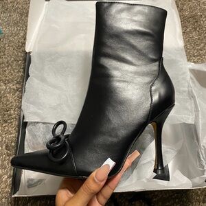 Black Bow Heeled Boots